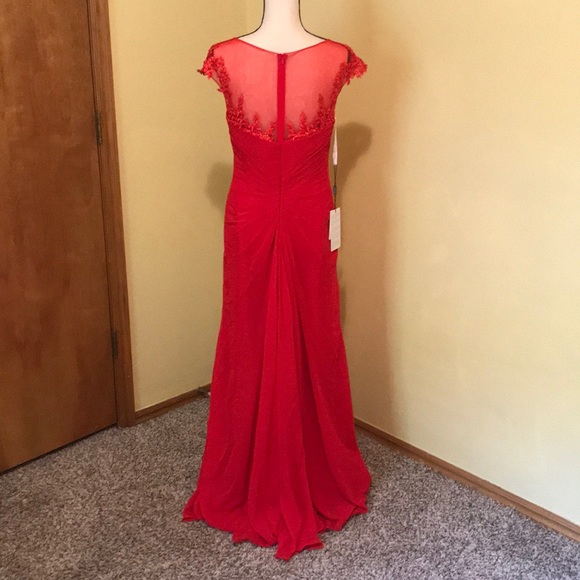 Red special occasion formal dress - Picture 5 of 6